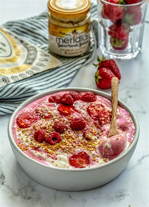 Berry Bliss Smoothie Bowl Recipe